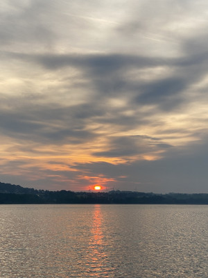 Früh morgens, der Sonnenaufgang 1.JPG