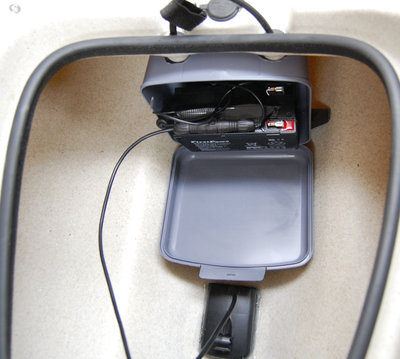 DSC_0006.JPG (345.77 KiB) 7783 mal betrachtet Meine erste Variante mit Klip-Klap-Brotdose aus`m Aldi...